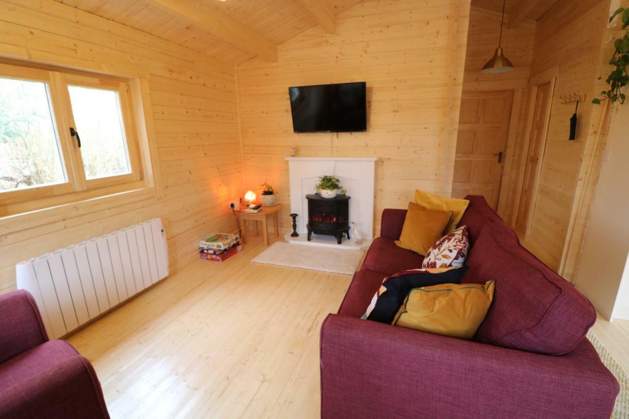 Inisean Lodge Log Cabin -Part Of Inisean B&B Dungloe Exterior foto